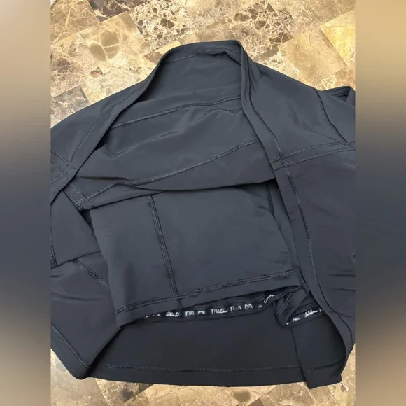 Lululemon activewear Pace rival mid-rise skirt / short size 8 - Picture 10 of 11